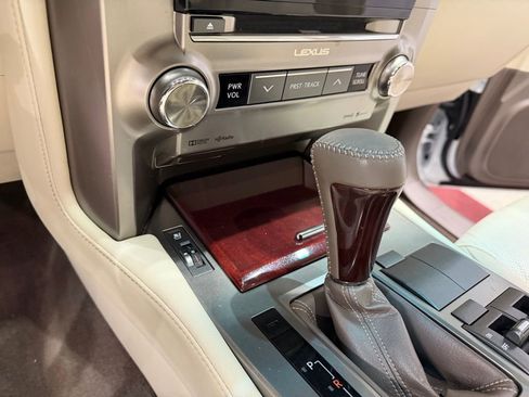 Used 2015 Lexus GX 460 w/ Premium Package image 45