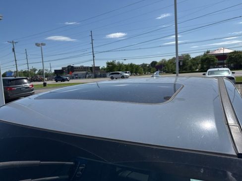 Used 2023 Honda Ridgeline RTL-E image 11