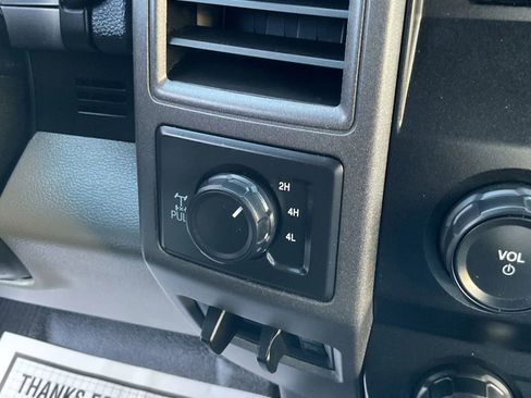 Used 2020 Ford F350 XL w/ Power Equipment Group image 32