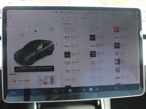 Used 2020 Tesla Model Y Performance image 17