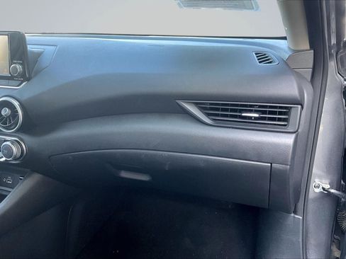 Used 2024 Nissan Sentra S FWD image 17