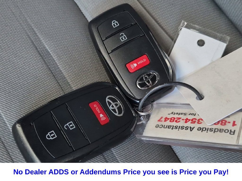 Used 2025 Toyota Tacoma TRD Off-Road AWD/4WD image 45
