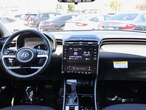 Used 2024 Hyundai Tucson SEL FWD image 16