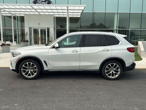 Used 2019 BMW X5 xDrive40i w/ Premium Package 2 AWD/4WD image 8