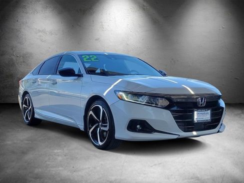 Used 2022 Honda Accord Sport image 2