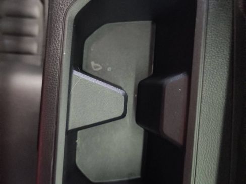 Used 2024 Toyota Sequoia Capstone AWD/4WD image 41