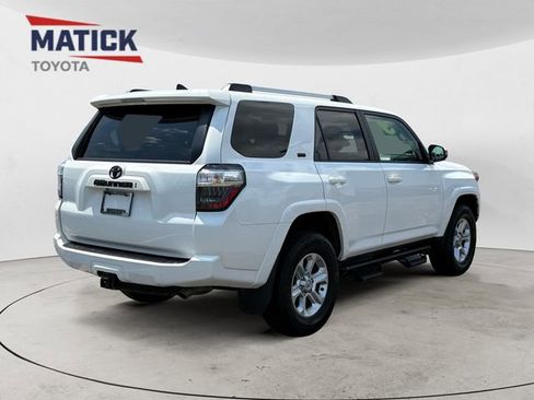 Used 2023 Toyota 4Runner SR5 Premium w/ Moonroof Package AWD/4WD image 7