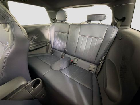 Certified 2025 MINI Cooper S FWD image 22
