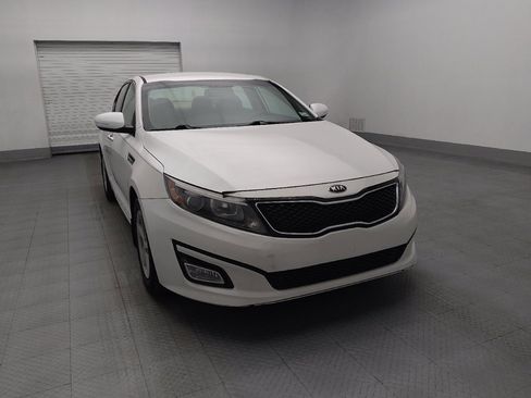 Used 2015 Kia Optima LX FWD image 14