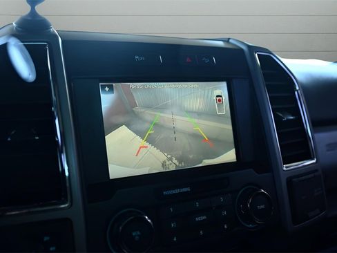 Used 2018 Ford F250 Lariat w/ Lariat Ultimate Package image 19