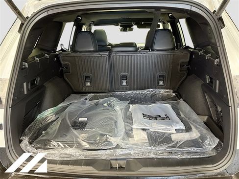 New 2026 Subaru Outback Touring XT image 29