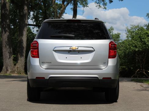 Used 2017 Chevrolet Equinox LT w/ Convenience Package FWD image 6
