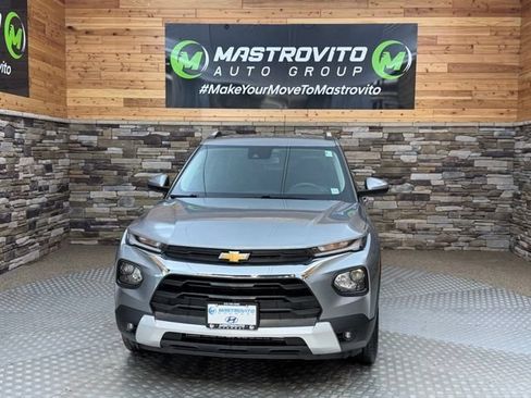 Used 2023 Chevrolet TrailBlazer LT w/ Convenience Package AWD/4WD image 3