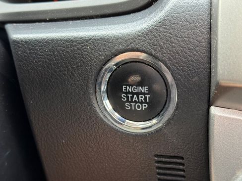 Used 2012 Toyota 4Runner Limited AWD/4WD image 20