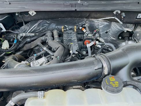 Used 2023 Ford Expedition XLT RWD image 23