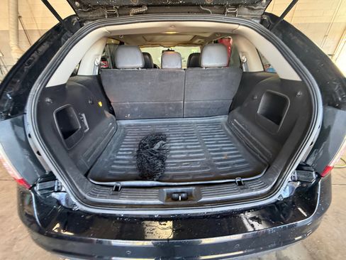 Used 2013 Ford Edge SEL image 34