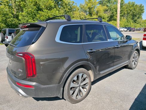 Used 2020 Kia Telluride S AWD/4WD image 4