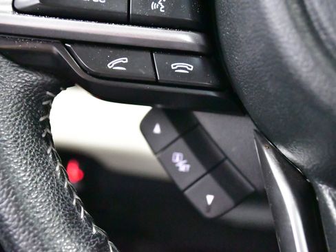 Used 2022 Subaru Ascent Limited w/ Technology Package image 47