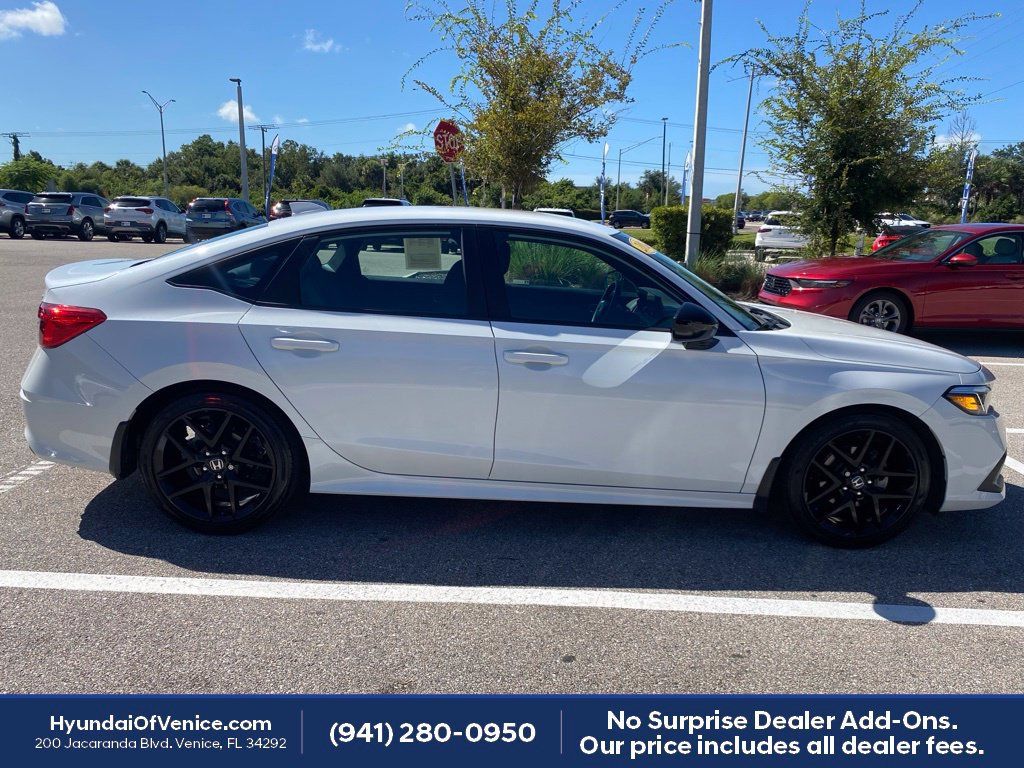 Used 2024 Honda Civic Sport image 28