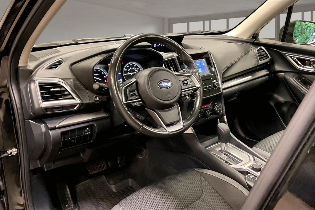 Used 2019 Subaru Forester Premium w/ All-Weather Package AWD/4WD image 18