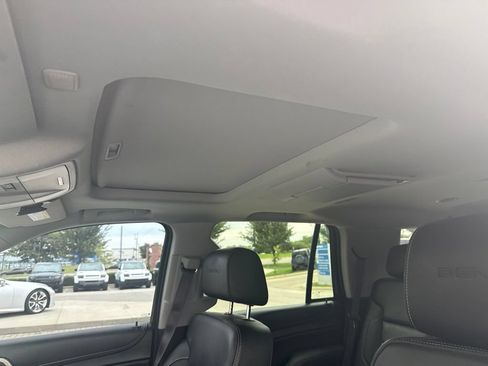 Used 2016 GMC Yukon Denali w/ Open Road Package AWD/4WD image 16