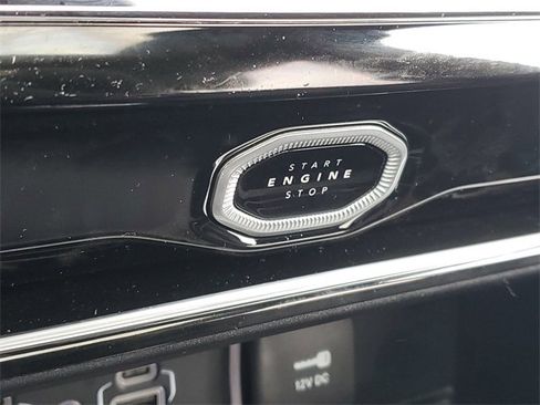 New 2026 Jeep Grand Cherokee Limited AWD/4WD image 24