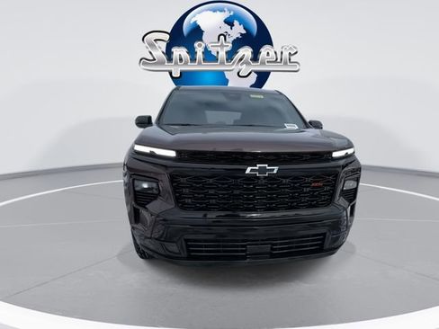New 2026 Chevrolet Traverse RS w/ LPO, Floor Liner Package image 3
