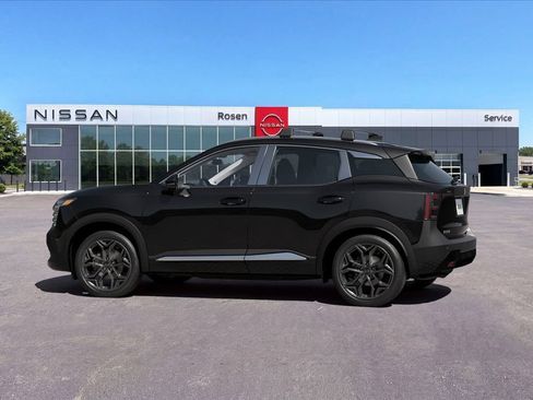 New 2026 Nissan Kicks SR w/ Cold Weather Package AWD/4WD image 15