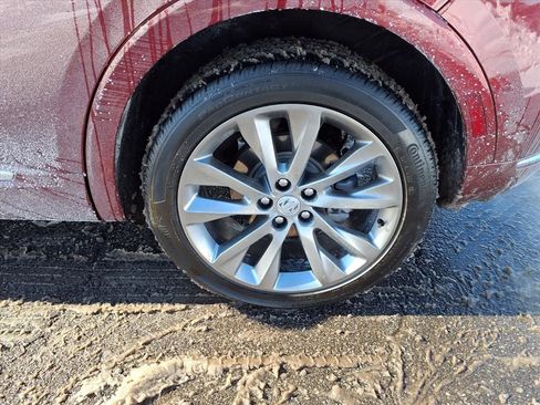 Certified 2022 Buick Envision Avenir w/ Technology Package II image 37