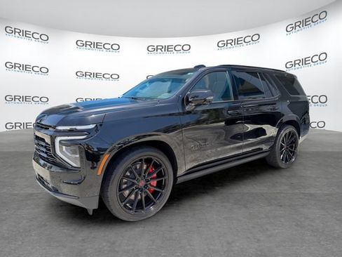 Used 2026 Chevrolet Tahoe Premier AWD/4WD image 3