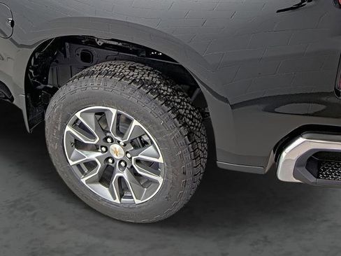 New 2026 Chevrolet Silverado 1500 LT w/ All Star Edition Plus image 9