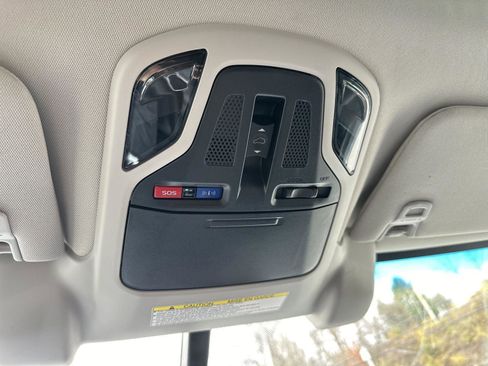 Used 2020 Subaru Outback Limited w/ Popular Package #2 image 28