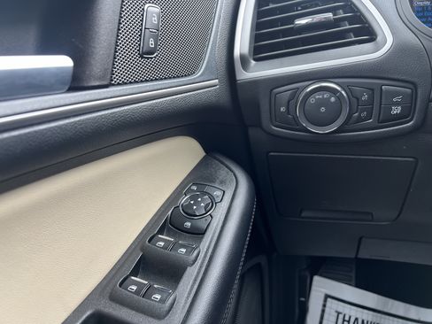Used 2024 Ford Edge SEL w/ Convenience Package AWD/4WD image 41