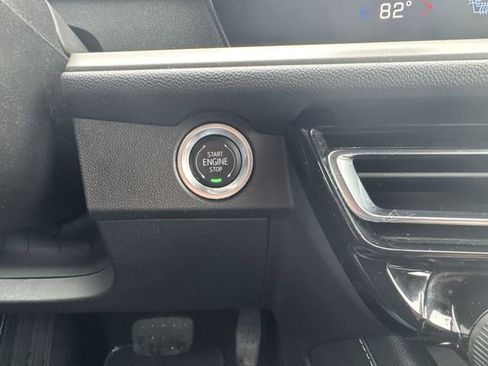 Certified 2024 Chevrolet Traverse LT image 18