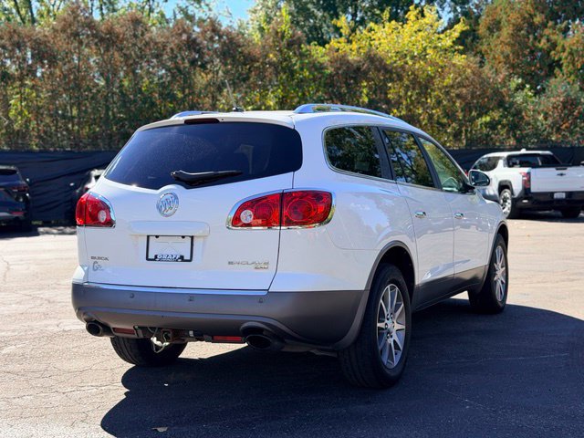 Used 2011 Buick Enclave CXL FWD image 4