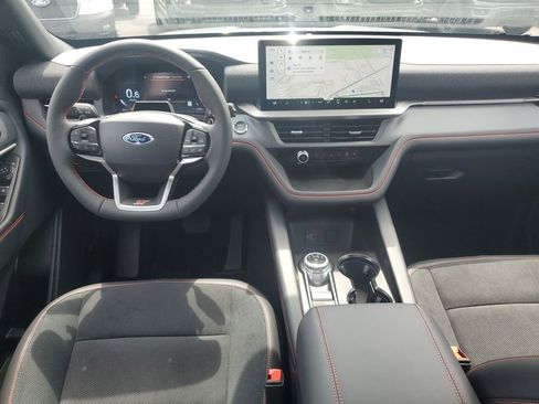 New 2026 Ford Explorer ST AWD/4WD image 29