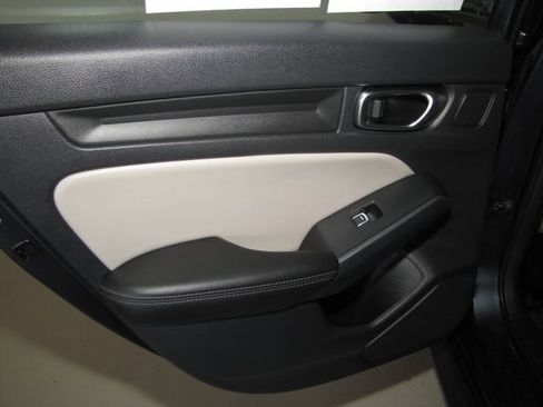 Certified 2022 Honda Civic EX-L image 14