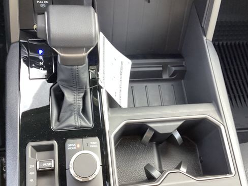 New 2026 Toyota Tundra SR5 image 34