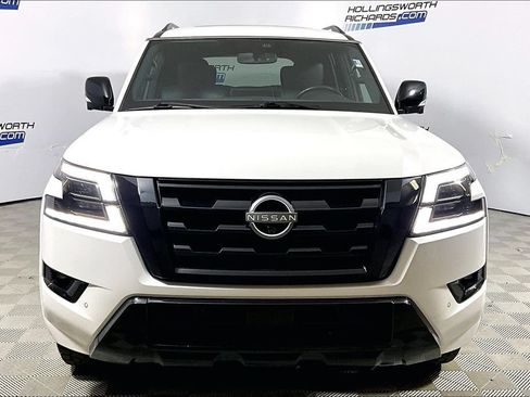 Used 2023 Nissan Armada SL w/ Midnight Edition Package RWD image 2