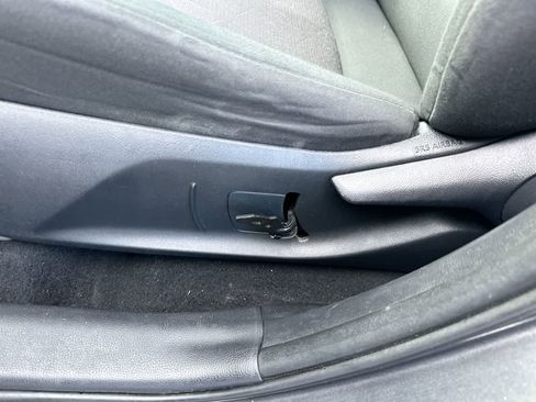 Used 2019 Toyota RAV4 XLE image 22