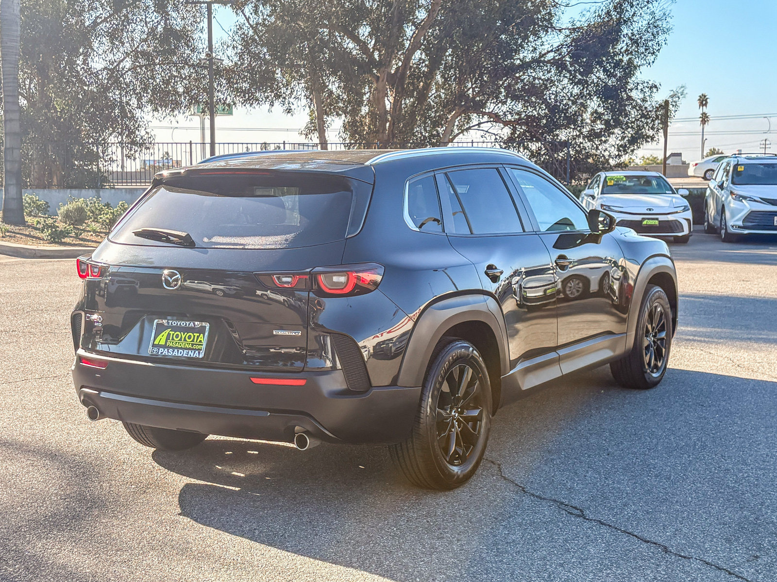 Used 2025 MAZDA CX-50 AWD 2.5 S w/ Preferred Package image 6