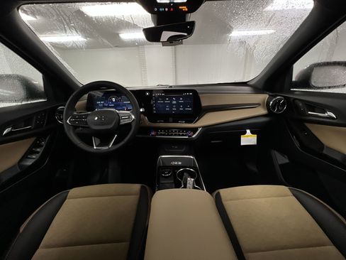 New 2026 Chevrolet Equinox ACTIV image 57