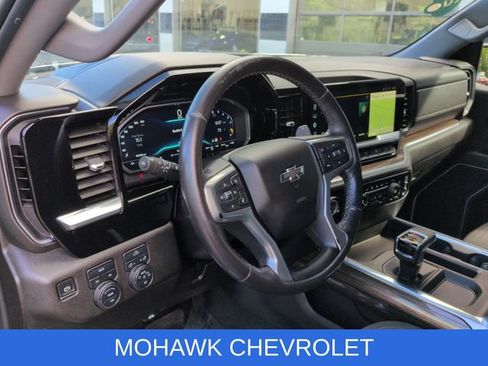 Used 2022 Chevrolet Silverado 1500 RST AWD/4WD image 10