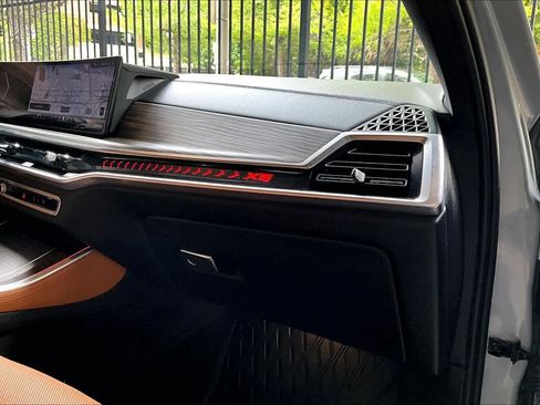 Certified 2025 BMW X5 sDrive40i w/ M Sport Package RWD image 18