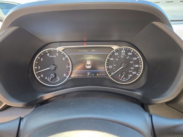 Used 2025 Nissan Sentra SR w/ SR Premium Package FWD image 33