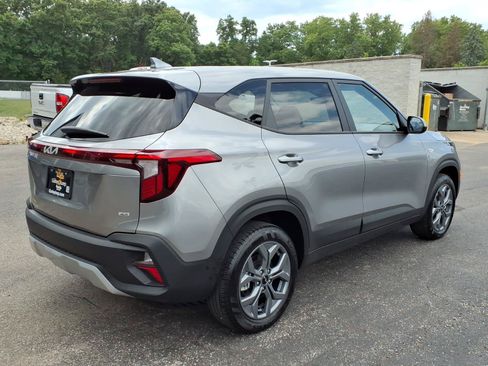 Used 2026 Kia Seltos LX AWD/4WD image 10