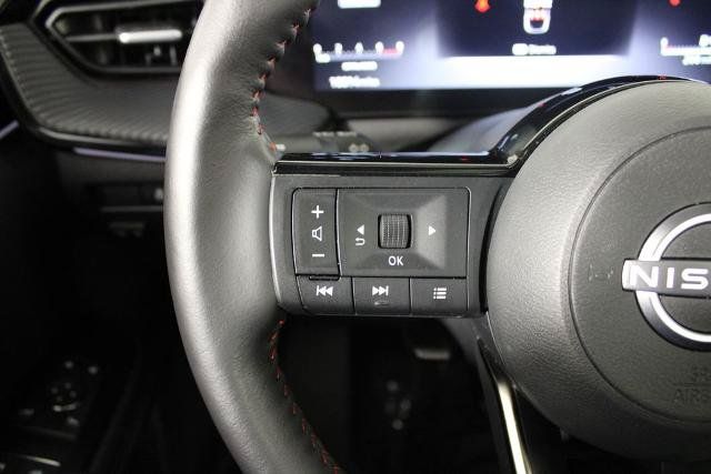 Certified 2025 Nissan Kicks SR w/ SR Premium Package FWD image 26