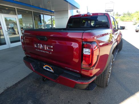 New 2026 GMC Canyon Denali AWD/4WD image 3