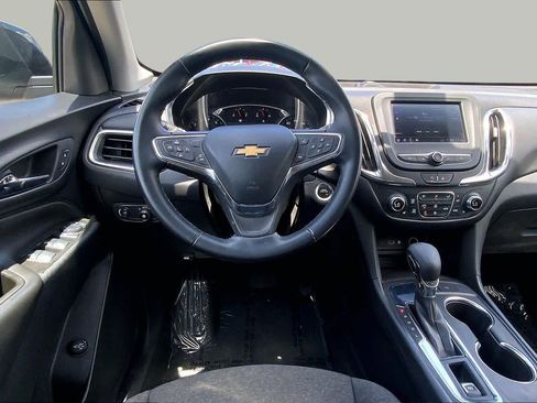 Used 2024 Chevrolet Equinox LT FWD image 6