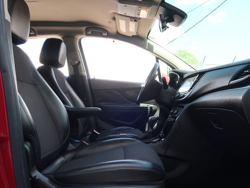 Used 2018 Buick Encore Preferred FWD image 26